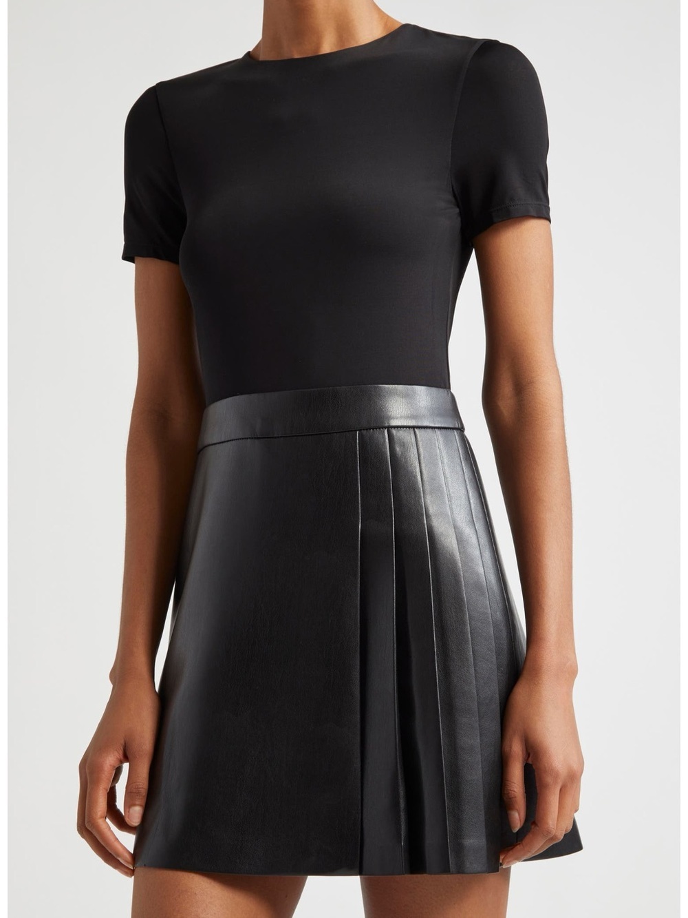 NWT Alice + Olivia Chara Mixed Media Black Leather Minidress Size 8 - Picture 5 of 10